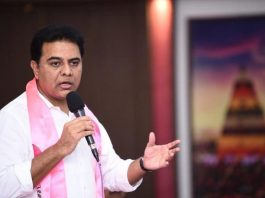 టీఆర్ఎస్ వర్కింగ్ ప్రెసిడెంట్ కేటీయార్ ఛైర్మన్లతో, మేయర్లతో భేటీ