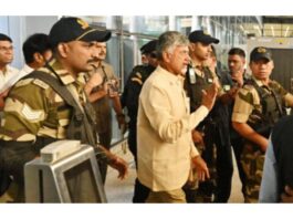 Chandrababu, who came from abroad, was welcomed at the Hyderabad airport
